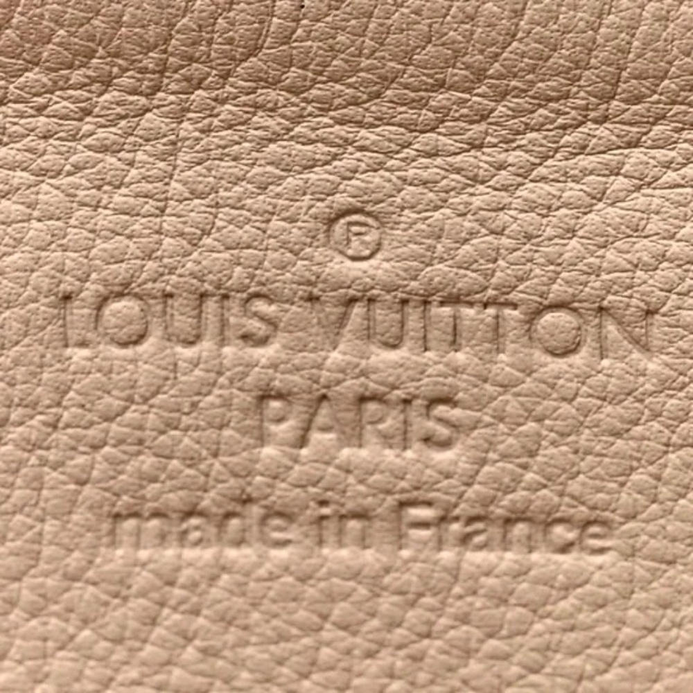 Louis Vuitton Selene Pouch Mahina Beige - Picture 6 of 8